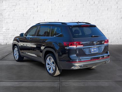 2023 Volkswagen Atlas 2.0T SE w/Technology 4MOTION