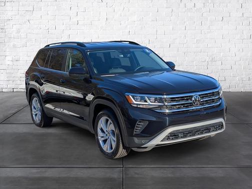 2023 Volkswagen Atlas 2.0T SE w/Technology 4MOTION