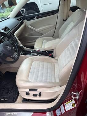2015 Volkswagen Passat 2.0L TDI DSG SEL Premium