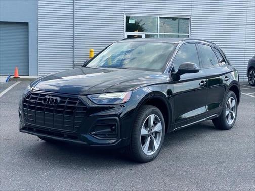 2025 Audi Q5 40 Premium