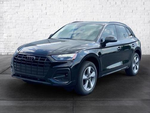 2025 Audi Q5 40 Premium