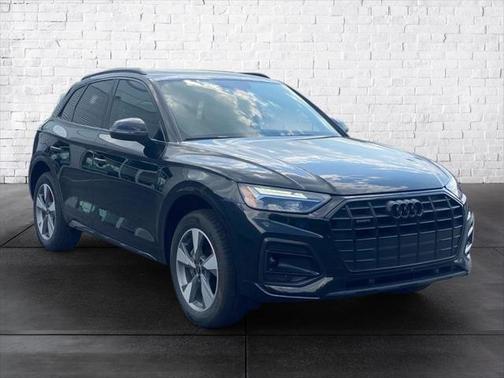 2025 Audi Q5 40 Premium