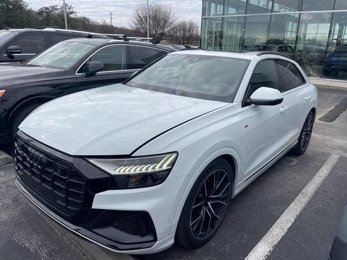 2023 Audi Q8 55 Prestige