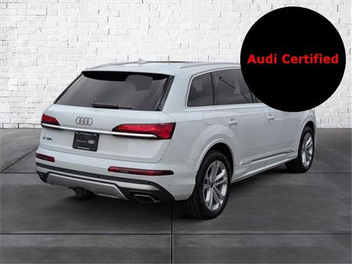 2025 Audi Q7 55 Premium Plus