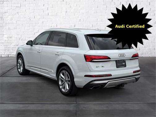 2025 Audi Q7 55 Premium Plus