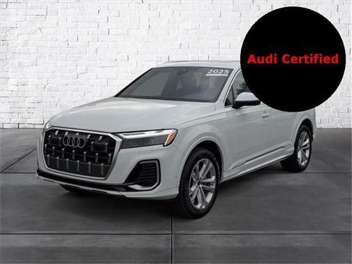 2025 Audi Q7 55 Premium Plus
