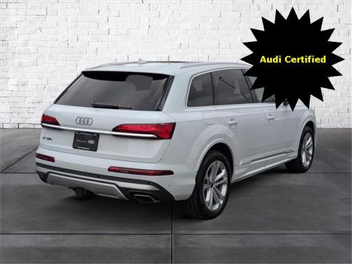 2025 Audi Q7 55 Premium Plus