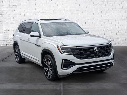 Opal White 2025 Volkswagen Atlas 2.0T SEL Premium R-Line 4MOTION