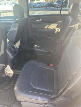 2022 Volkswagen Atlas 3.6L SEL Premium