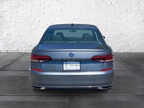 2020 Volkswagen Passat 2.0T SE