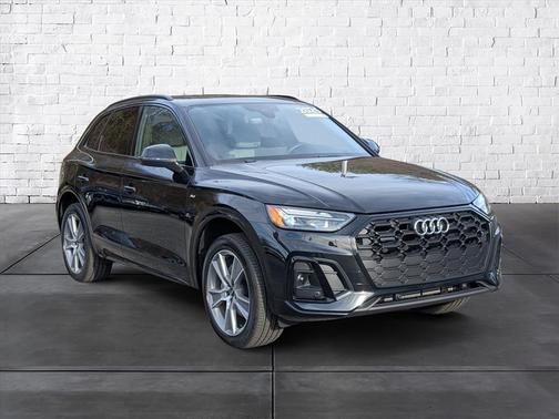 2025 Audi Q5 45 S line Premium