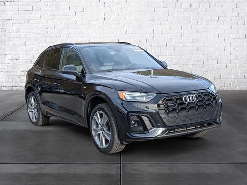 2025 Audi Q5 45 S line Premium