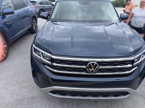 2022 Volkswagen Atlas 2.0T SE w/Technology