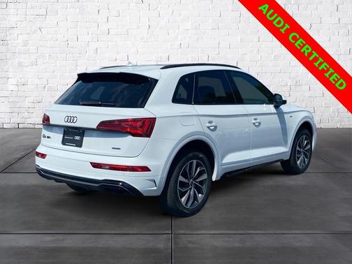 2024 Audi Q5 45 S line Premium