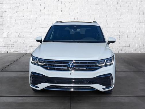 2024 Volkswagen Tiguan 2.0T SEL R-Line 4MOTION