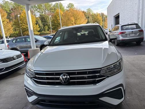 2024 Volkswagen Tiguan 2.0T SE