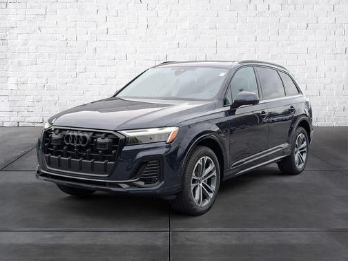 Waitomo Blue Metallic 2026 Audi Q7 45 Premium