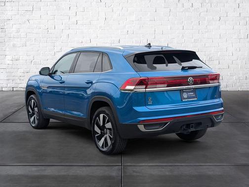 2024 Volkswagen Atlas Cross Sport 2.0T SE w/Technology 4MOTION