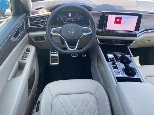 2026 Volkswagen Atlas 2.0T SEL Premium R-Line 4MOTION