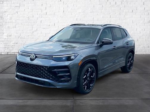 2025 Volkswagen Tiguan 2.0T SE R-Line Black