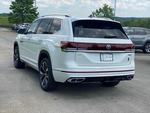 2025 Volkswagen Atlas 2.0T SEL Premium R-Line 4MOTION