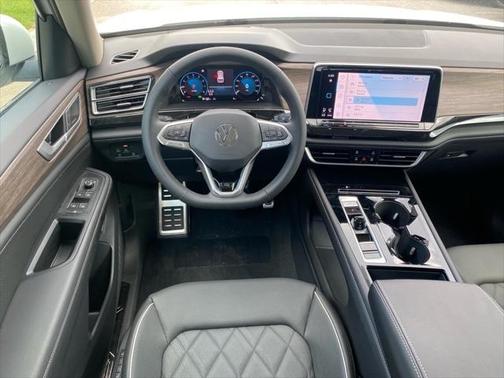 2025 Volkswagen Atlas 2.0T SEL Premium R-Line 4MOTION