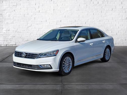 2017 Volkswagen Passat 1.8T SE