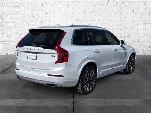 2020 Volvo XC90 T5 Momentum