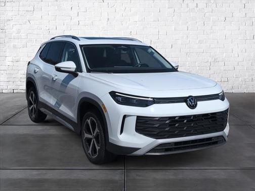 2025 Volkswagen Tiguan 2.0T SE 4MOTION