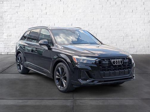 2026 Audi Q7 55 Premium Plus