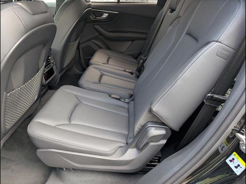 2026 Audi Q7 55 Premium Plus