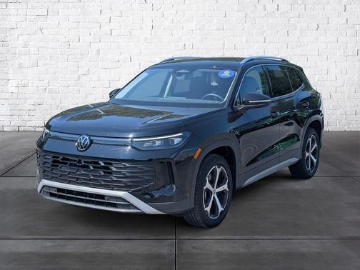 Deep Black 2025 Volkswagen Tiguan 2.0T SE 4MOTION