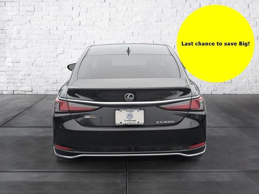 2024 Lexus ES 300h Base