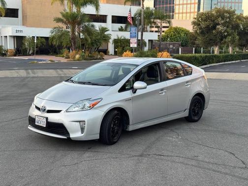 Classic Silver Metallic 2012 Toyota Prius Five