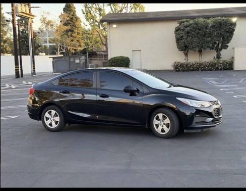 Mosaic Black Metallic 2017 Chevrolet Cruze LS