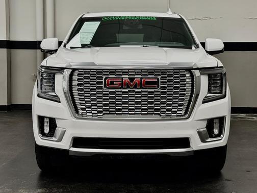 Summit White 2023 GMC Yukon Denali