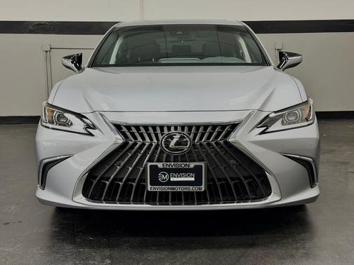 2023 Lexus ES 300h 300H