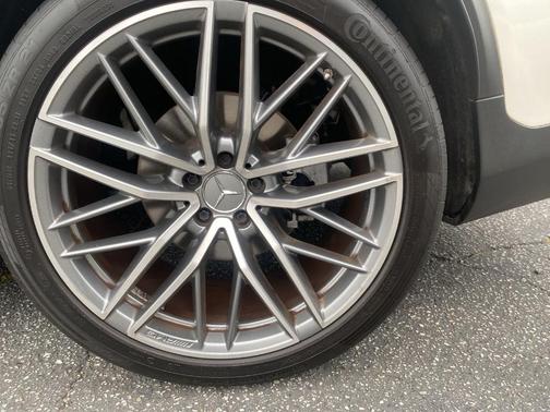 Diamond White Metallic 2021 Mercedes-Benz AMG GLC 43 4MATIC Coupe