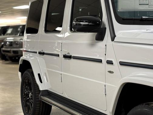 2025 Mercedes-Benz G-Class Base