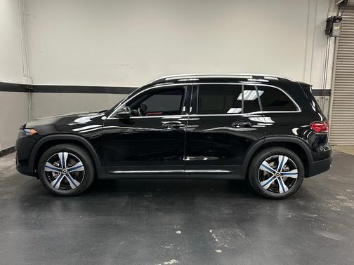 2023 Mercedes-Benz EQB 300 Base 4MATIC