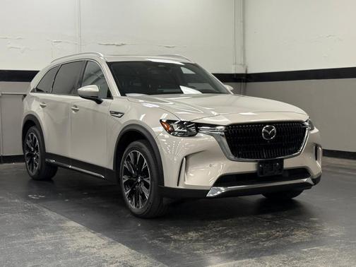 2025 Mazda CX-90 PHEV Premium Plus Package