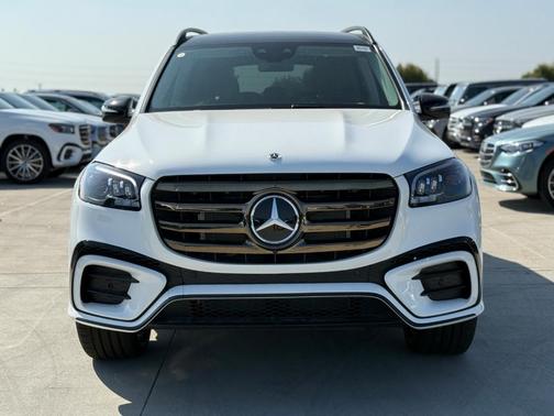 2026 Mercedes-Benz GLS 450