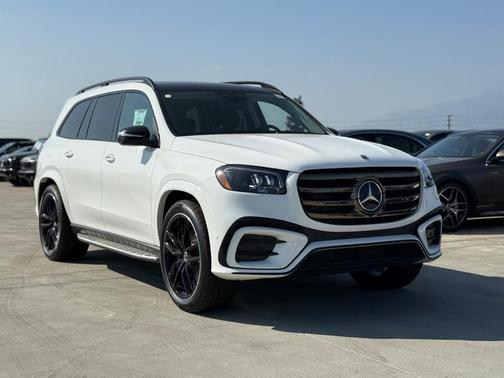 2026 Mercedes-Benz GLS 450