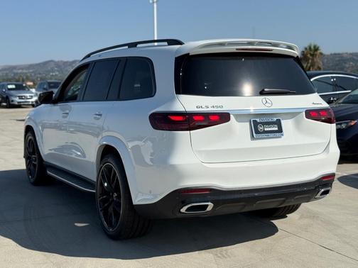 2026 Mercedes-Benz GLS 450