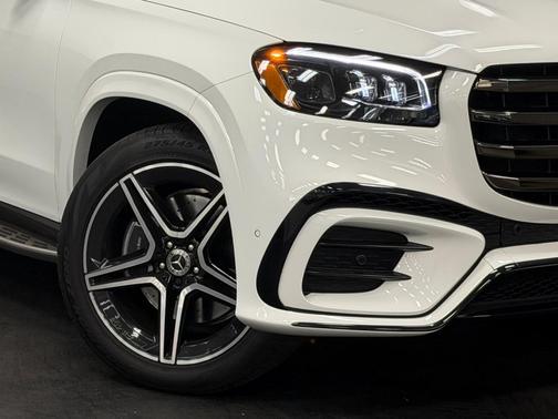 2024 Mercedes-Benz GLS 450 4MATIC