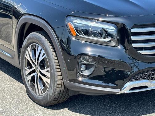 2025 Mercedes-Benz GLB 250 Base