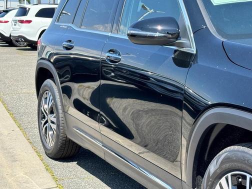 2025 Mercedes-Benz GLB 250 Base