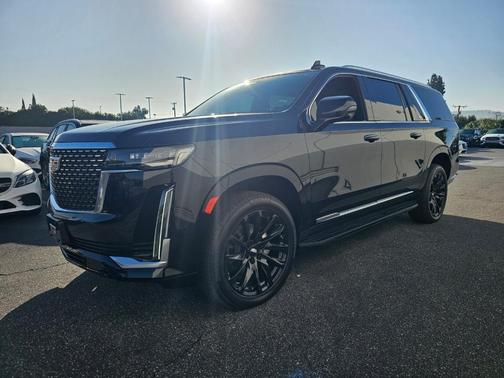 2022 Cadillac Escalade ESV Luxury