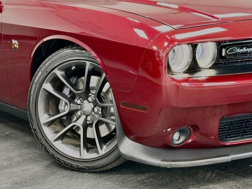 Octane Red Pearlcoat 2021 Dodge Challenger R/T Scat Pack
