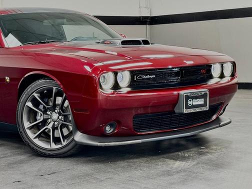 Octane Red Pearlcoat 2021 Dodge Challenger R/T Scat Pack